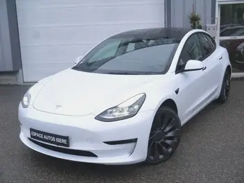 tesla-model-3-2022-auto-22000-km-électrique