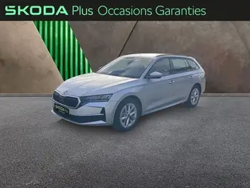 skoda-octavia-iv-combi-phase-2-2025-auto-10000-km-essence