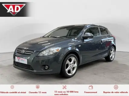 KIA CEE D