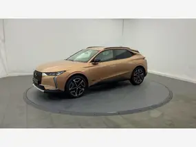 ds-4-ii-2022-auto-39000-km-hybrides-1