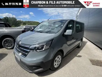 renault-trafic-iii-combi-2025-manual-10-km-diesel
