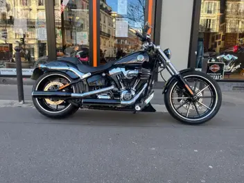 HARLEY DAVIDSON SOFTAIL BREAKOUT 1690