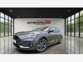 ford-focus-iv-phase-2-2025-auto-2599-km-essence-1