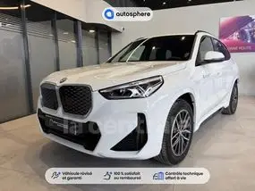 bmw-ix1-u11-2025-auto-8000-km-électrique-1