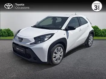 toyota-aygo-x-2023-manual-24181-km-essence