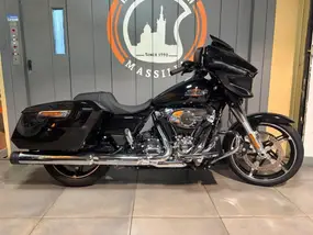 harley-davidson-touring-street-glide-2024-manual-6330-km-essence-1