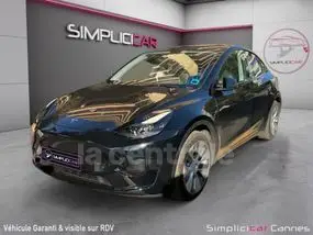 tesla-model-y-2023-auto-158500-km-électrique-1