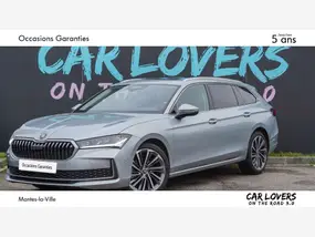 skoda-superb-iv-combi-2025-auto-28220-km-essence-1