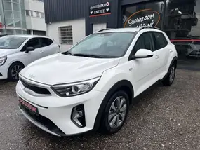 kia-stonic-phase-2-2022-manual-61616-km-essence-1