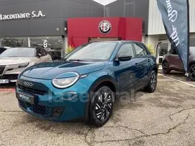 fiat-600-ii-2025-auto-6000-km-essence-1