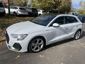 audi-a3-iv-sportback-2025-auto-10319-km-essence-1