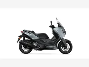 yamaha-x-max-125-2025-auto-11-km-essence-1