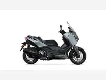 yamaha-x-max-125-2025-auto-11-km-essence