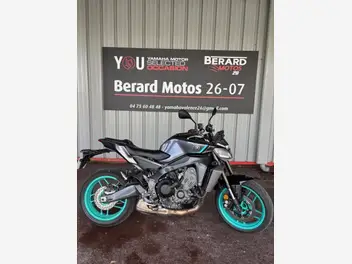 yamaha-mt-09-y-amt-2025-manual-1606-km-essence