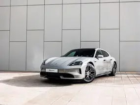 porsche-taycan-sport-turismo-phase-2-2025-auto-771-km-électrique-1