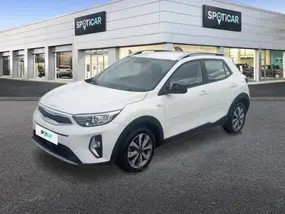 kia-stonic-phase-2-2023-auto-50391-km-essence-1