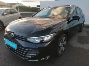 volkswagen-passat-ix-sw-2024-auto-6200-km-essence-1