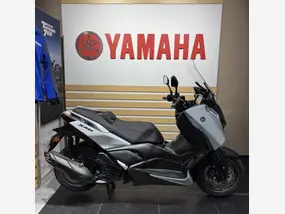 yamaha-x-max-125-2026-auto-1900-km-essence-1