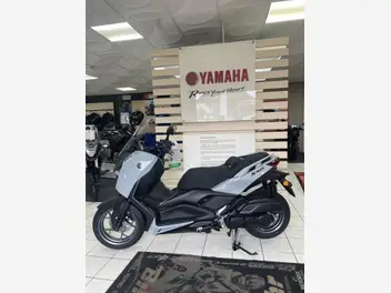 yamaha-x-max-125-2026-manual-1-km-essence