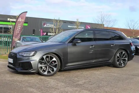 AUDI RS4
