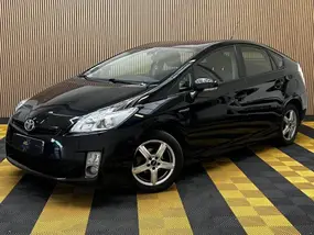 toyota-prius-iii-2010-auto-179000-km-hybrides-1