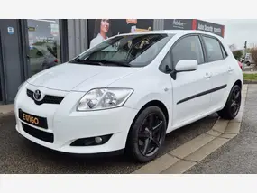 toyota-auris-2009-manual-63000-km-diesel-1