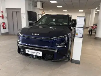 kia-ev5-2026-auto-9000-km-électrique