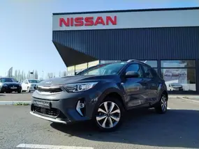 kia-stonic-phase-2-2022-manual-34800-km-essence-1