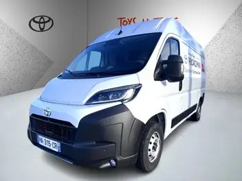toyota-proace-max-2024-manual-8000-km-diesel