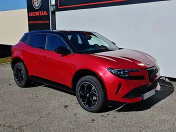 alfa-romeo-junior-2026-auto-2500-km-essence