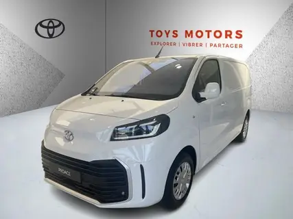 TOYOTA PROACE