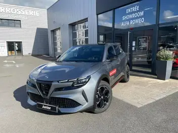 alfa-romeo-junior-2026-auto-2000-km-essence