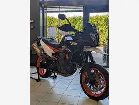 ktm-smt-890-2023-manual-1373-km-essence-1