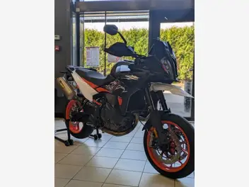 ktm-smt-890-2023-manual-1373-km-essence