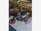 ktm-smt-890-2023-manual-1373-km-essence-2