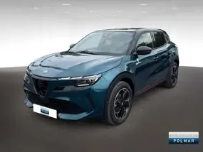 alfa-romeo-junior-2025-auto-5000-km-électrique-1