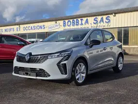 renault-clio-v-phase-2-2025-manual-10-km-diesel-1