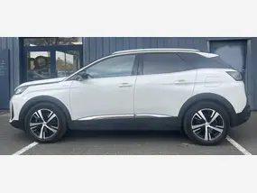 peugeot-3008-ii-phase-2-2023-auto-39000-km-hybrides-1