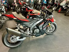 Pompe à essence pour APRILIA RSV4 1000 de 2009 à 2023 Pompe à essence pour APRILIA RSV4 1000 de 2009 à 2023