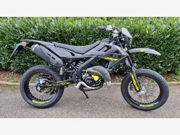 rieju-mrt-2026-manual-151-km-essence