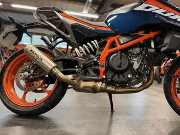 ktm-duke-390-2025-manual-650-km-essence