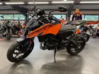 ktm-duke-125-2025-manual-200-km-essence-3