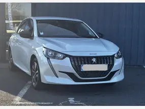 peugeot-208-ii-2023-auto-32348-km-essence-1