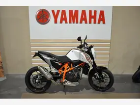 ktm-duke-690-2014-manual-23586-km-essence-1