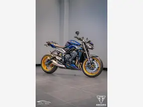 triumph-street-triple-765-2026-manual-50-km-essence-1