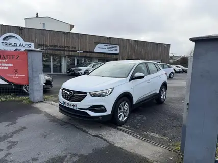 OPEL GRANDLAND X