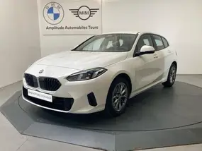 bmw-serie-1-f70-2024-auto-8831-km-essence-1