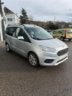 FORD TOURNEO COURIER