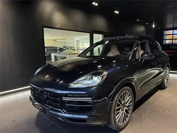 porsche-cayenne-iii-2018-auto-103800-km-essence