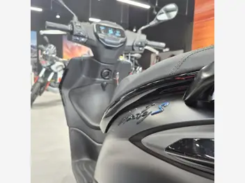 piaggio-liberty-2025-auto-3-km-essence